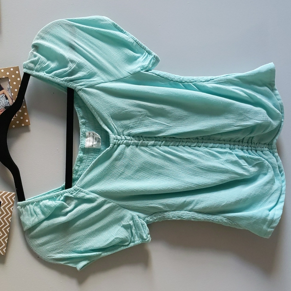 NWT Abercrombie Kids Turquoise Ruched Puff Sleeve Top